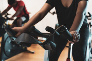 Bicicletas estáticas: una forma eficaz de hacer ejercicio en casa